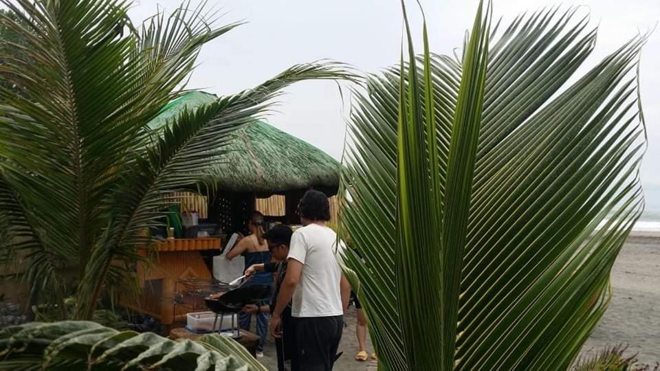 Sea Breeze Beachfront Home And Cottages ซานฮวน ภายนอก รูปภาพ