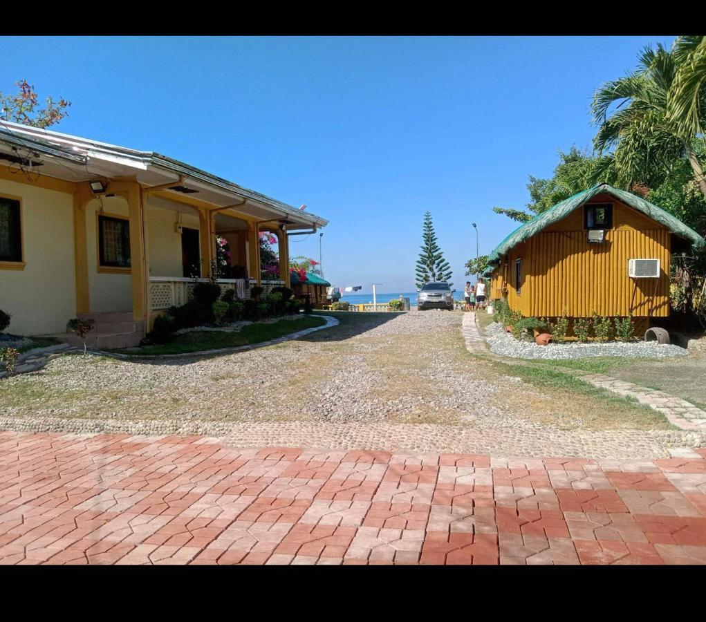 Sea Breeze Beachfront Home And Cottages ซานฮวน ภายนอก รูปภาพ