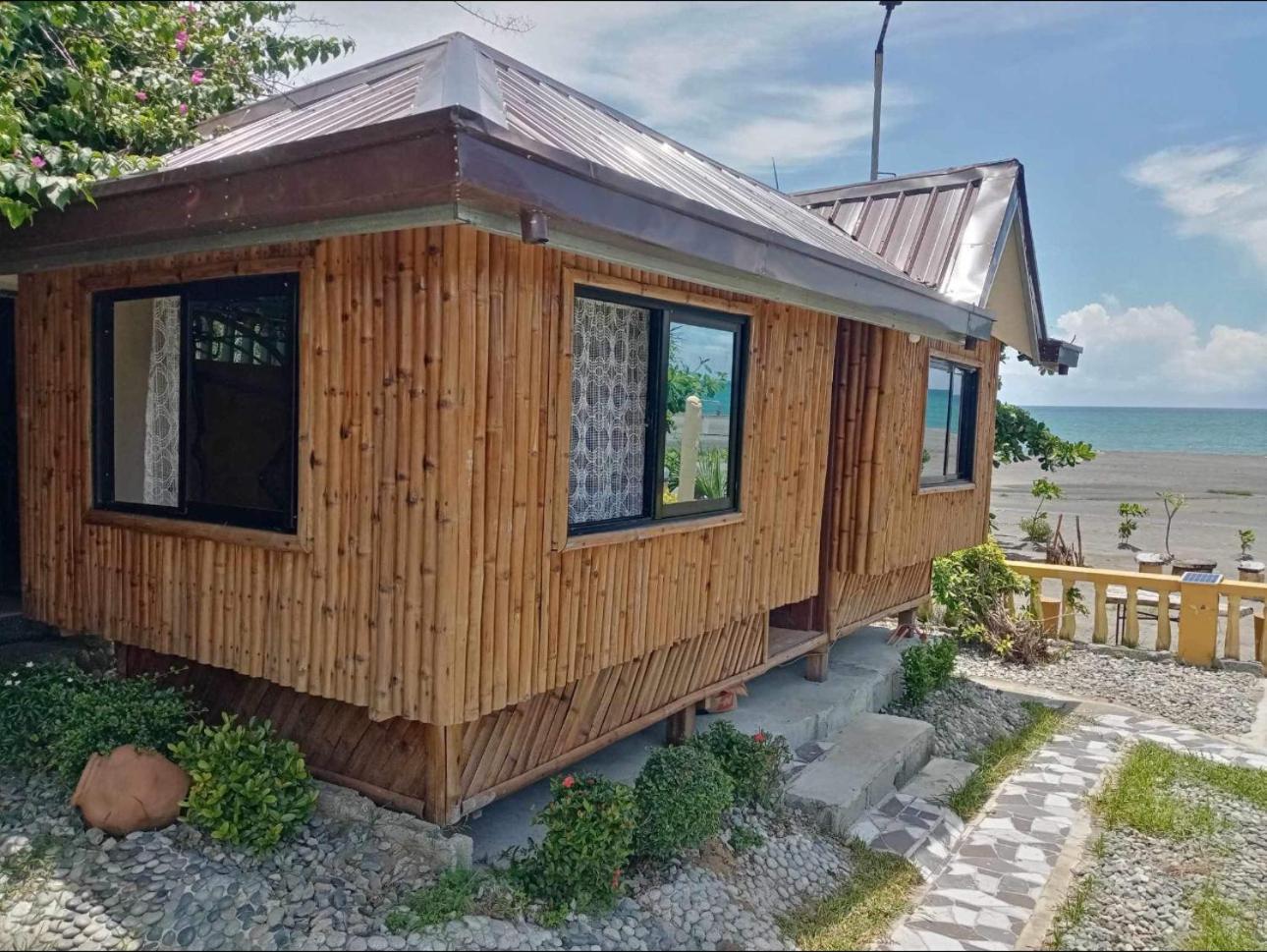 Seabreeze Beachfront Home And Cottages New Management ซานฮวน ภายนอก รูปภาพ