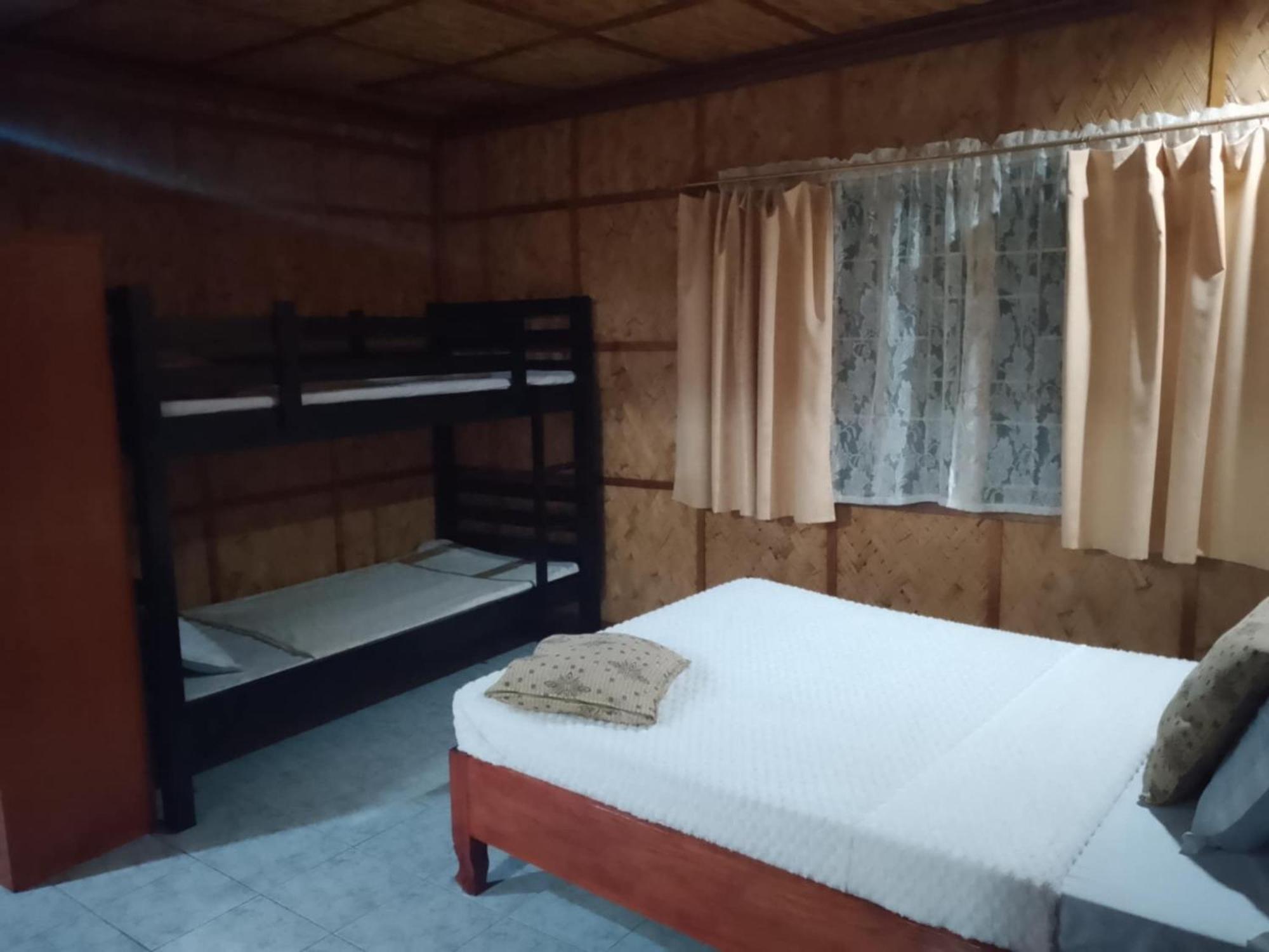 Sea Breeze Beachfront Home And Cottages ซานฮวน ภายนอก รูปภาพ