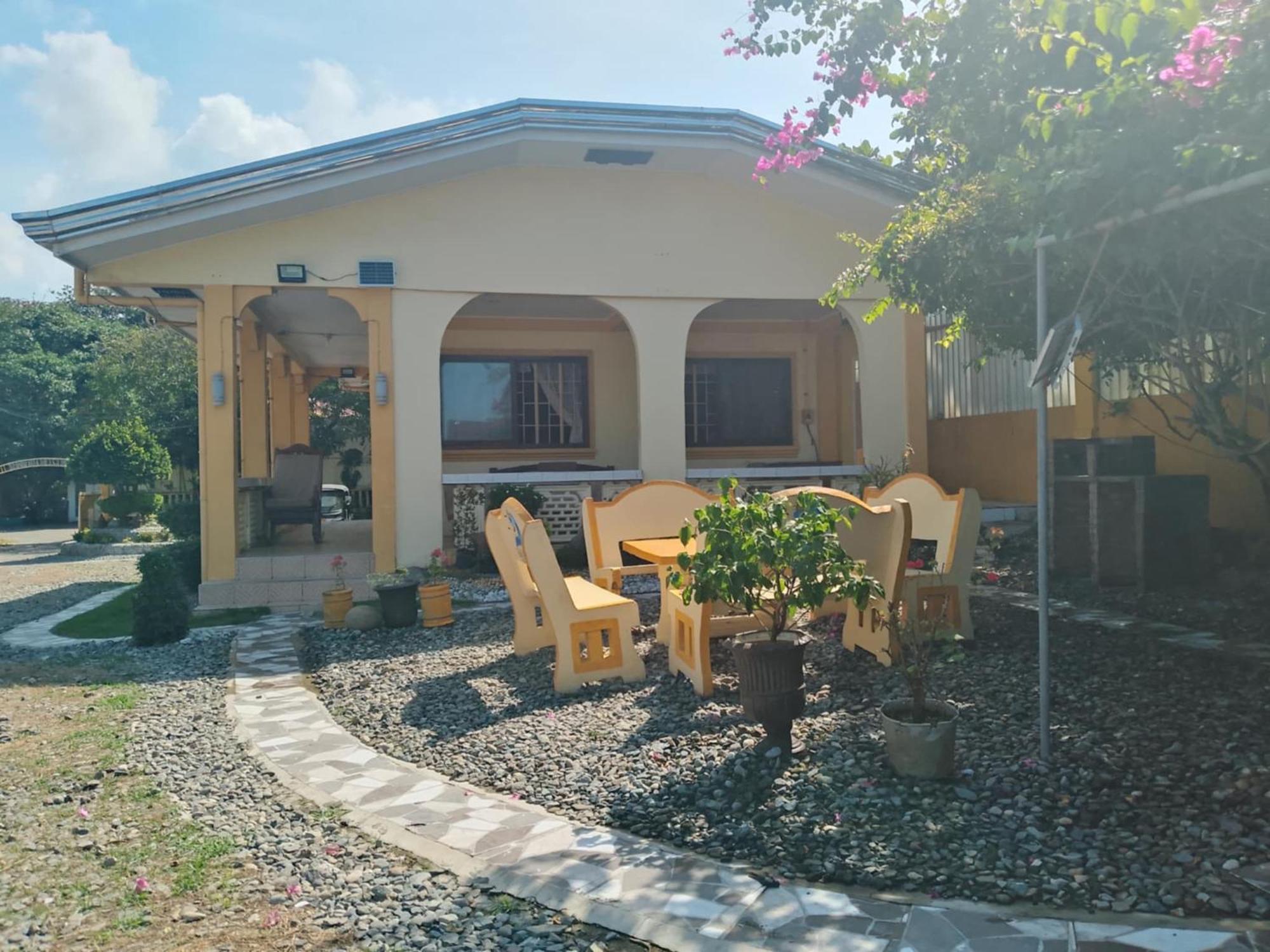 Sea Breeze Beachfront Home And Cottages ซานฮวน ภายนอก รูปภาพ