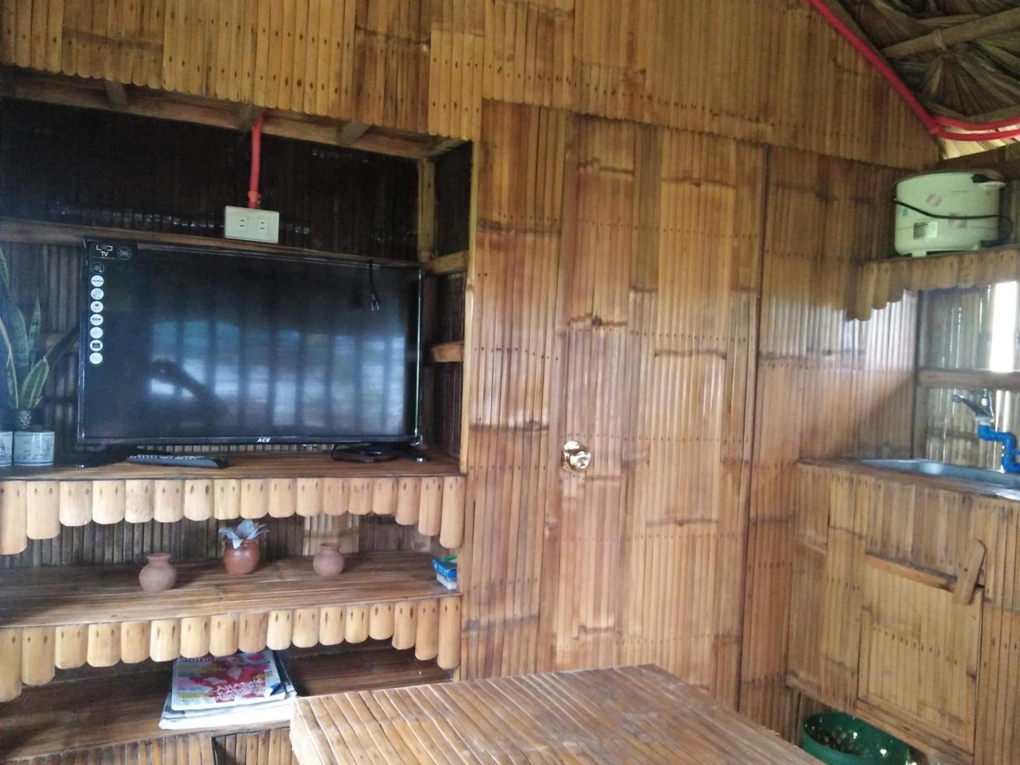 Sea Breeze Beachfront Home And Cottages ซานฮวน ภายนอก รูปภาพ