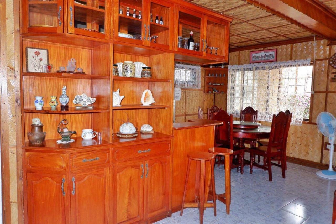 Sea Breeze Beachfront Home And Cottages ซานฮวน ภายนอก รูปภาพ